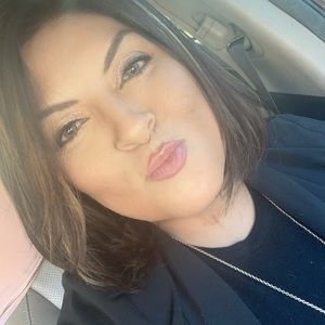 Meet your Posher, Wendy